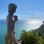 بيت ضيافة Miramare أَجيرولا